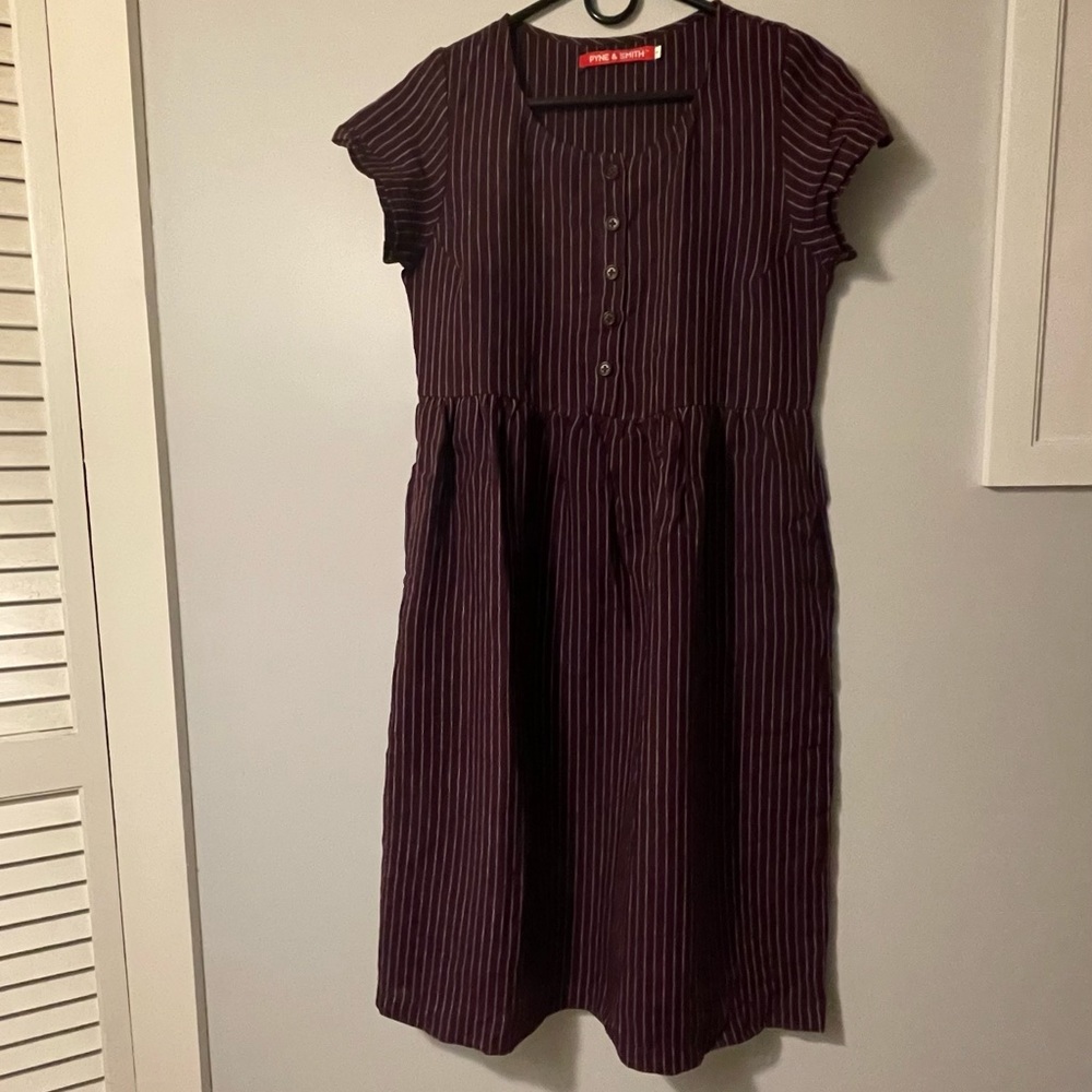 Pyne & Smith - Model No.11 Thistle flower linen, button up, midi dress - Small